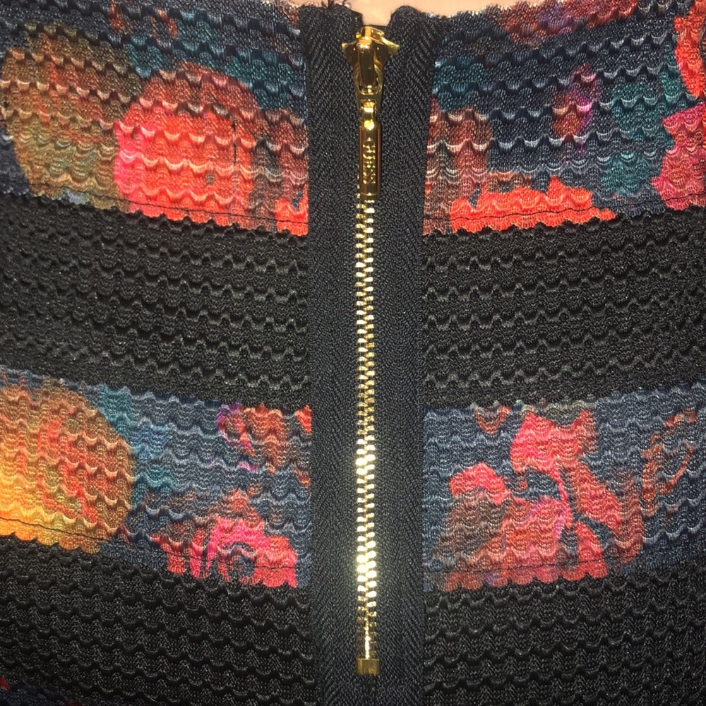 GUESS SKIRT - Picture 5 of 6